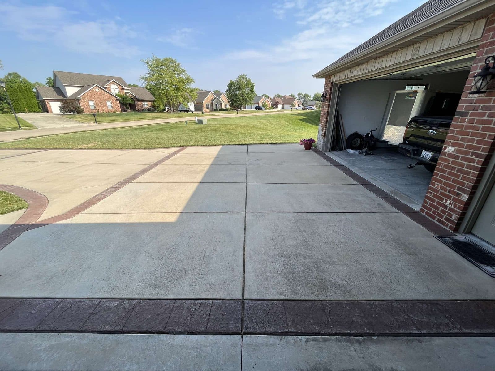 Driveway Cleaning before cleaning